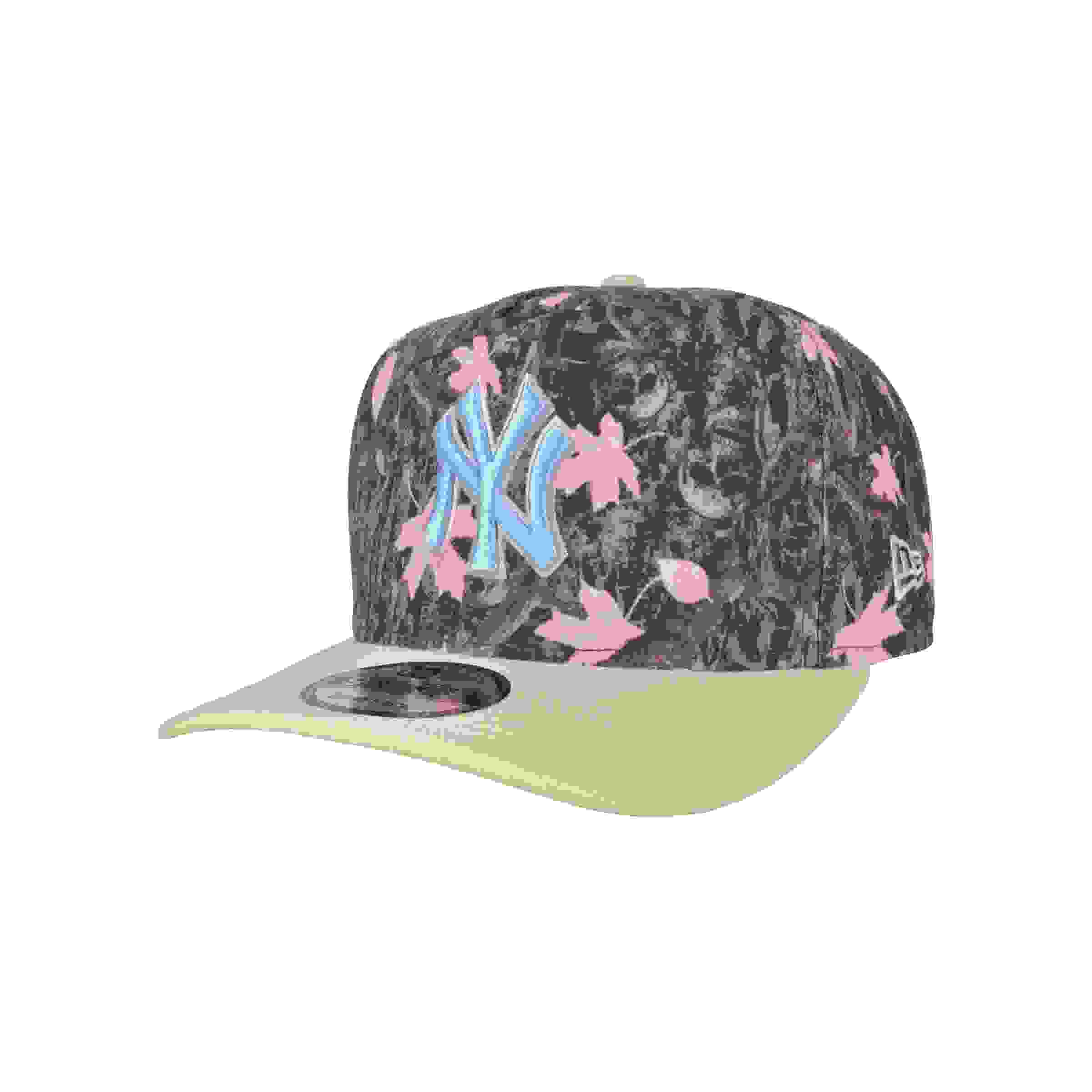 New Era New York Yankees 9FIFTY A-Frame Skull Camo Pink Snapback Hat